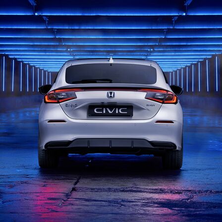 Honda Civic e:HEV hatchback set bagfra.