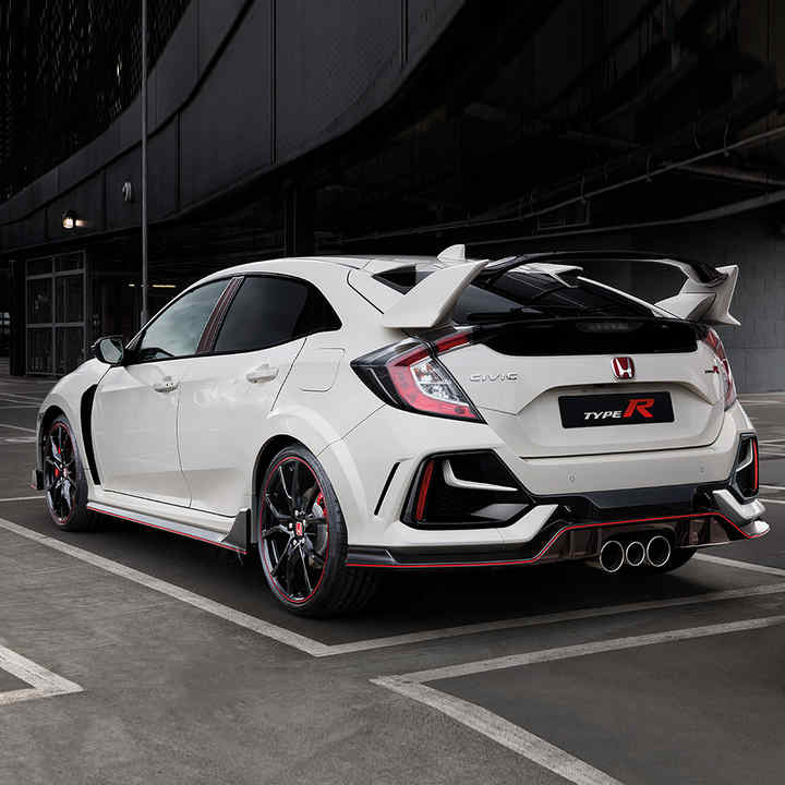 Honda Civic Type R, set skråt bagfra.