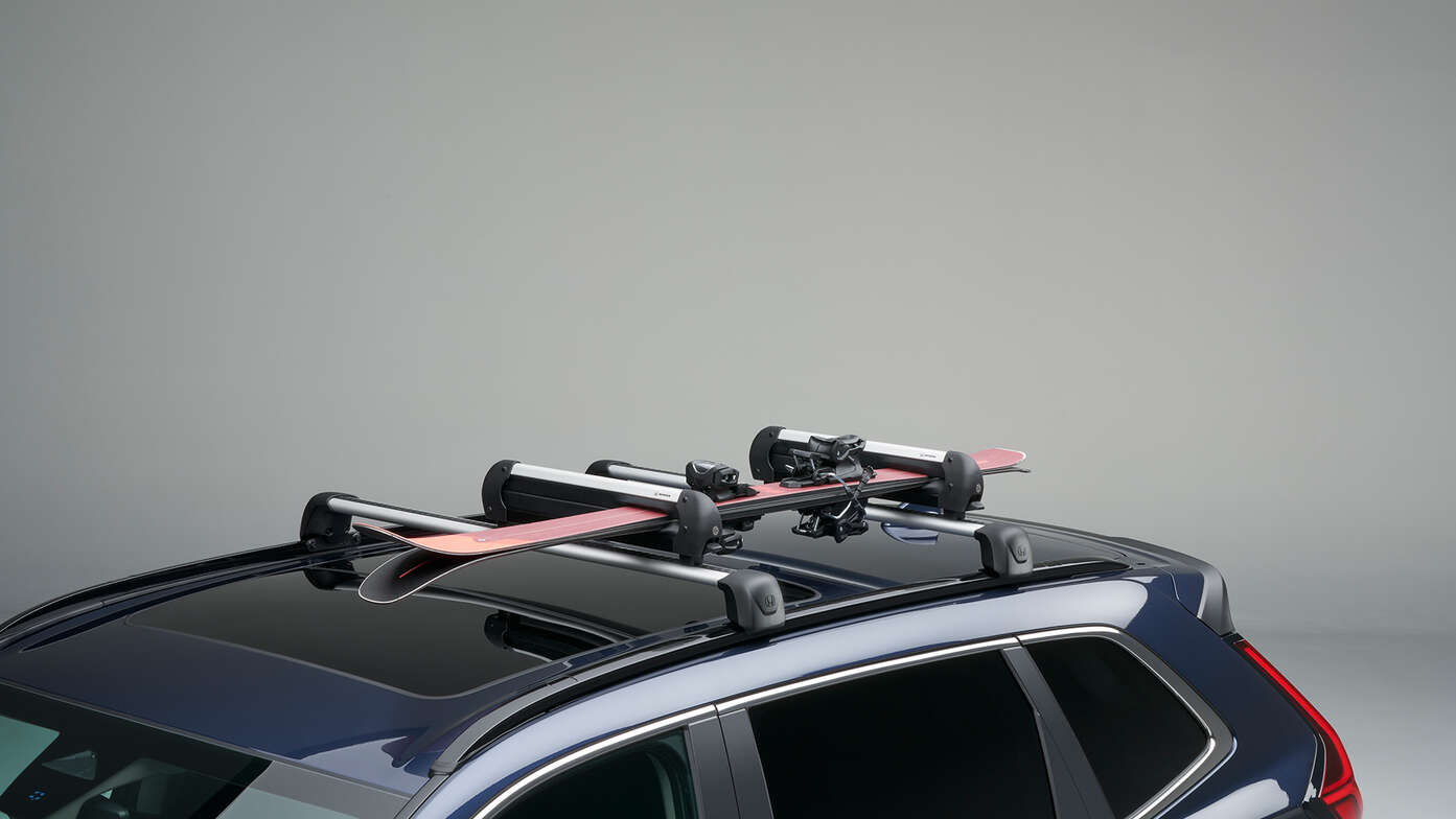 CR-V Plug-in Hybrid – holder til ski og snowboards