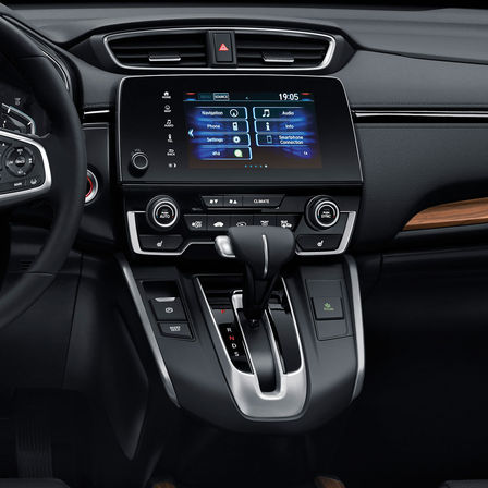 Honda CR-V set fra siden, 7" infotainmentsystem.