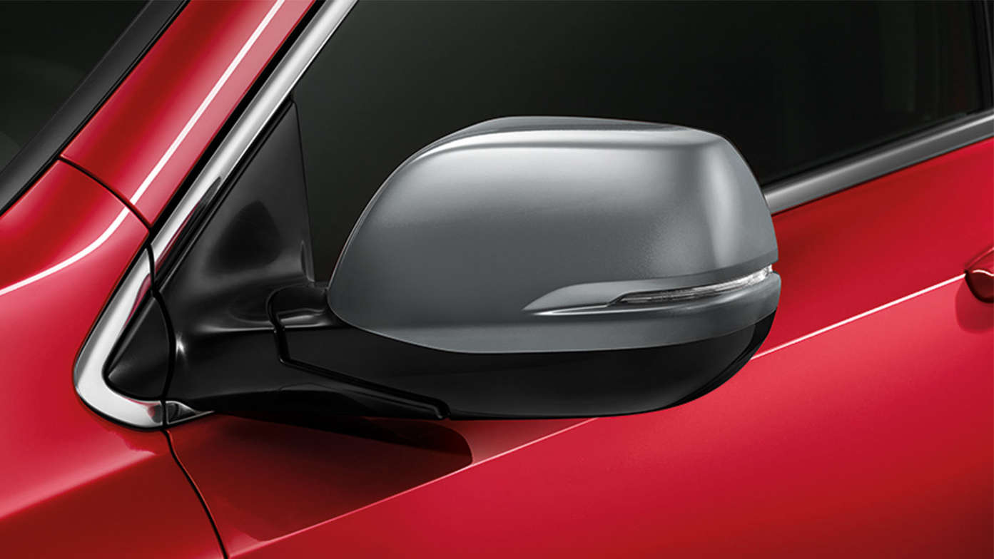 Nærbillede af Honda CR-V Hybrid, spejlkapper.