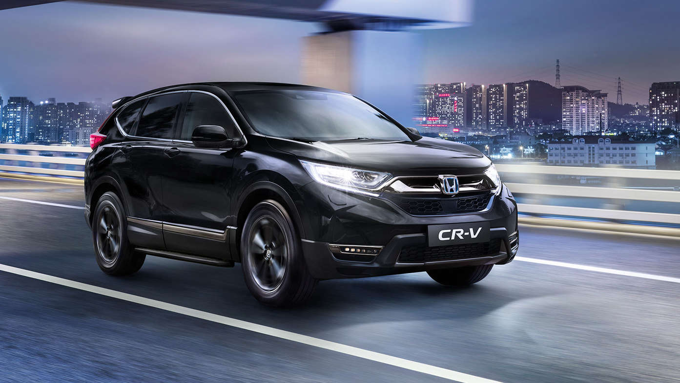 Honda CR-V Hybrid med Sport Line Plus-pakke, set skråt forfra