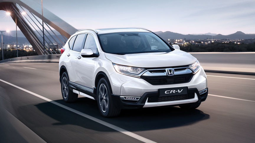 Honda CR-V Hybrid med Style-pakke, set skråt forfra