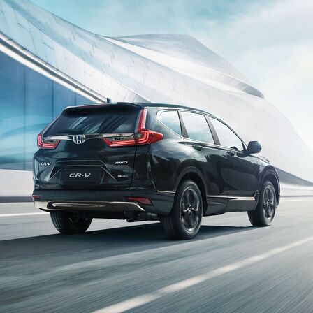 Honda CR-V Hybrid Sportline, set skråt bagfra