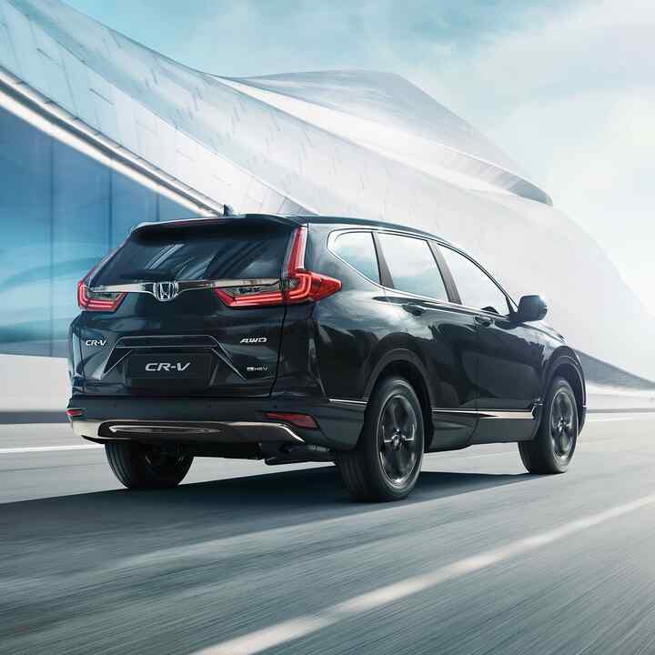 Honda CR-V Hybrid Sportline, set skråt bagfra