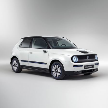 Honda e i studie, set skråt forfra