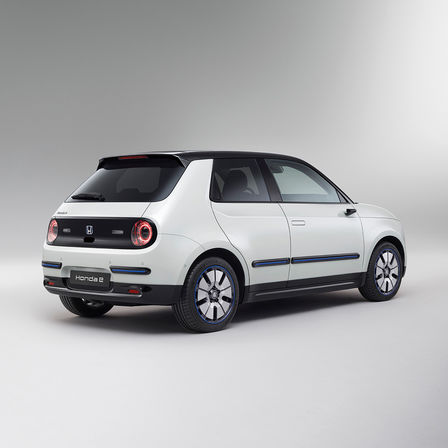 Honda e i studie, set skråt bagfra