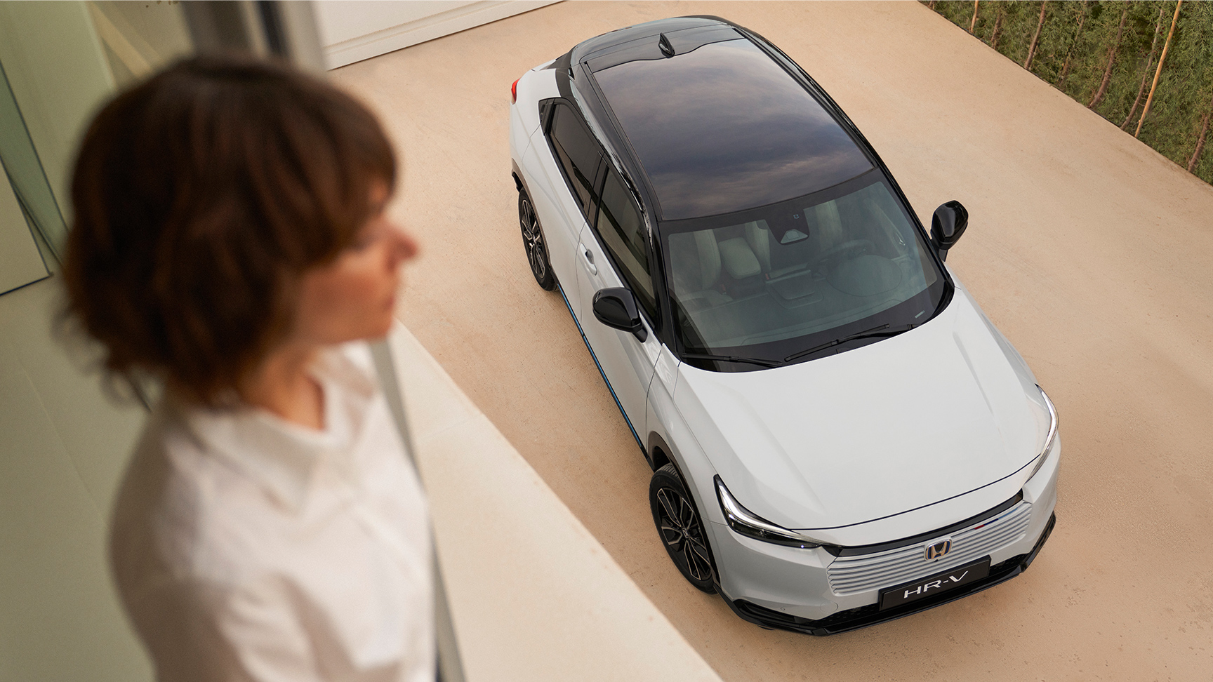 Fugleperspektiv af toppen af ​​HR-V. 