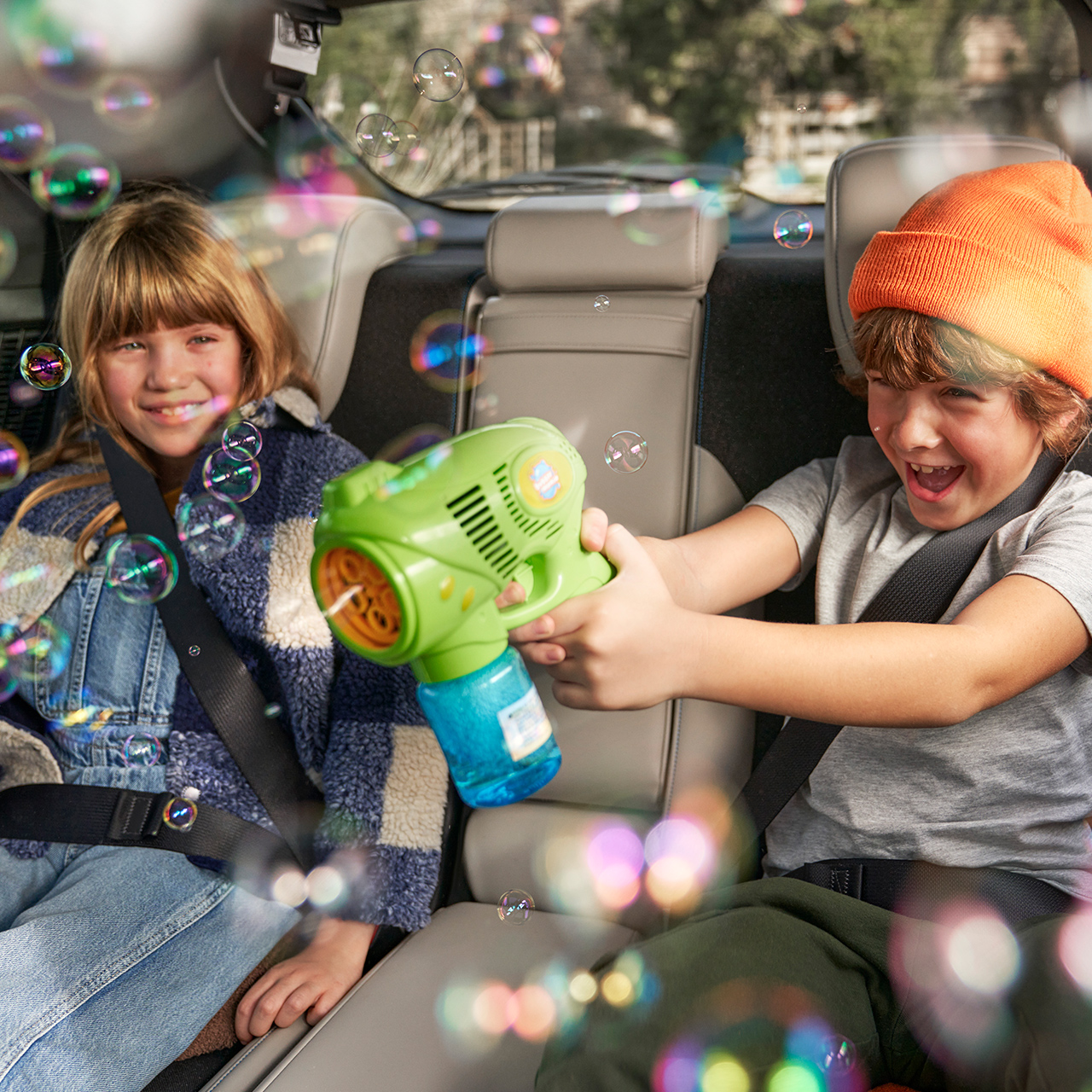 Familie i en Honda HR-V. 