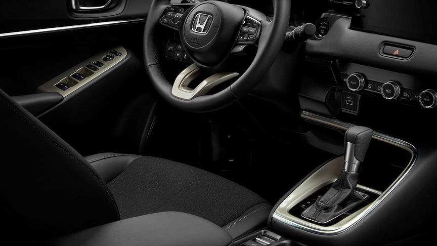 Honda HR-V Hybrid Ilmenite Titanium Interiørpakke