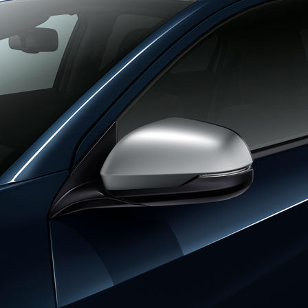 Spejl på Honda HR-V, set fra siden.