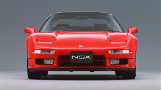 Studiefoto af Honda NSX, set forfra.