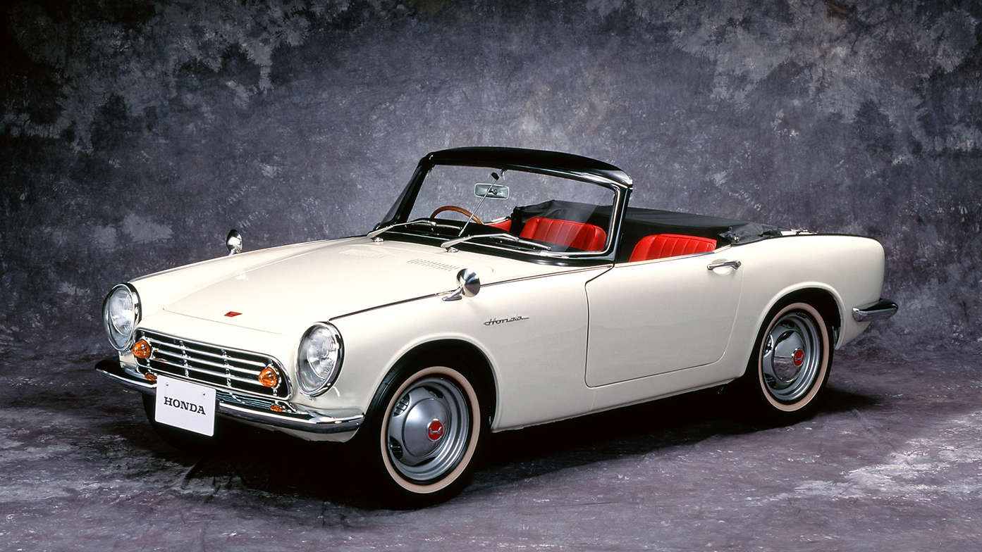 Honda S500, set skråt forfra.