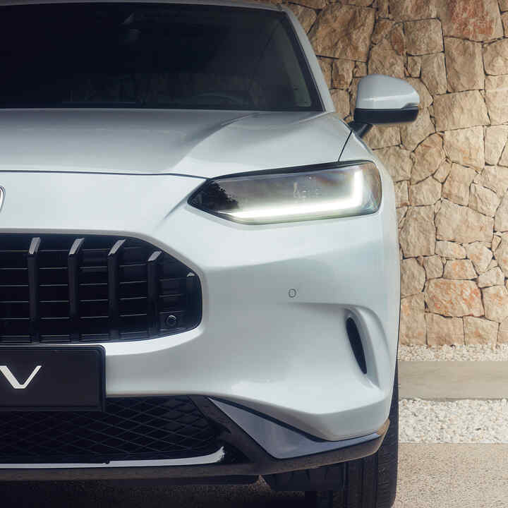 Halvtotal af parkeret ZR-V