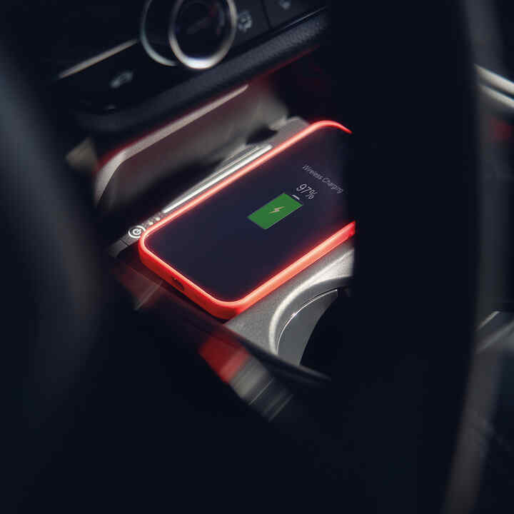 Trådløs telefonopladning i ZR-V
